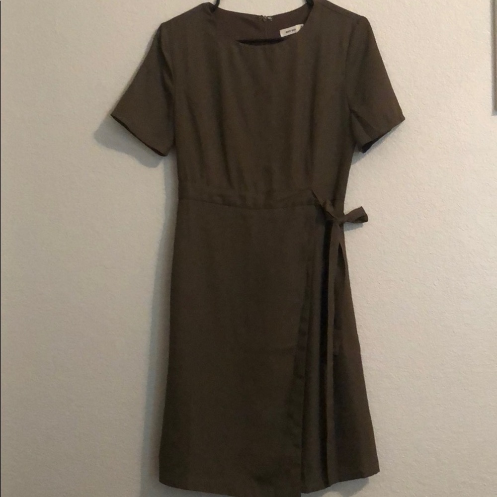 Clad & Cloth dress